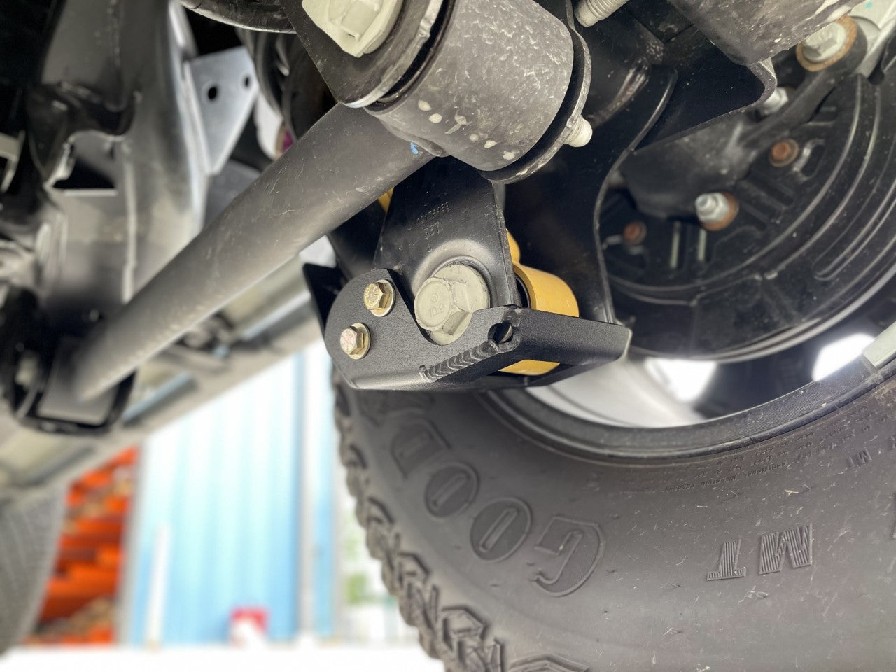 Bronco Rear Shock Skid Plate Barnes 4WD