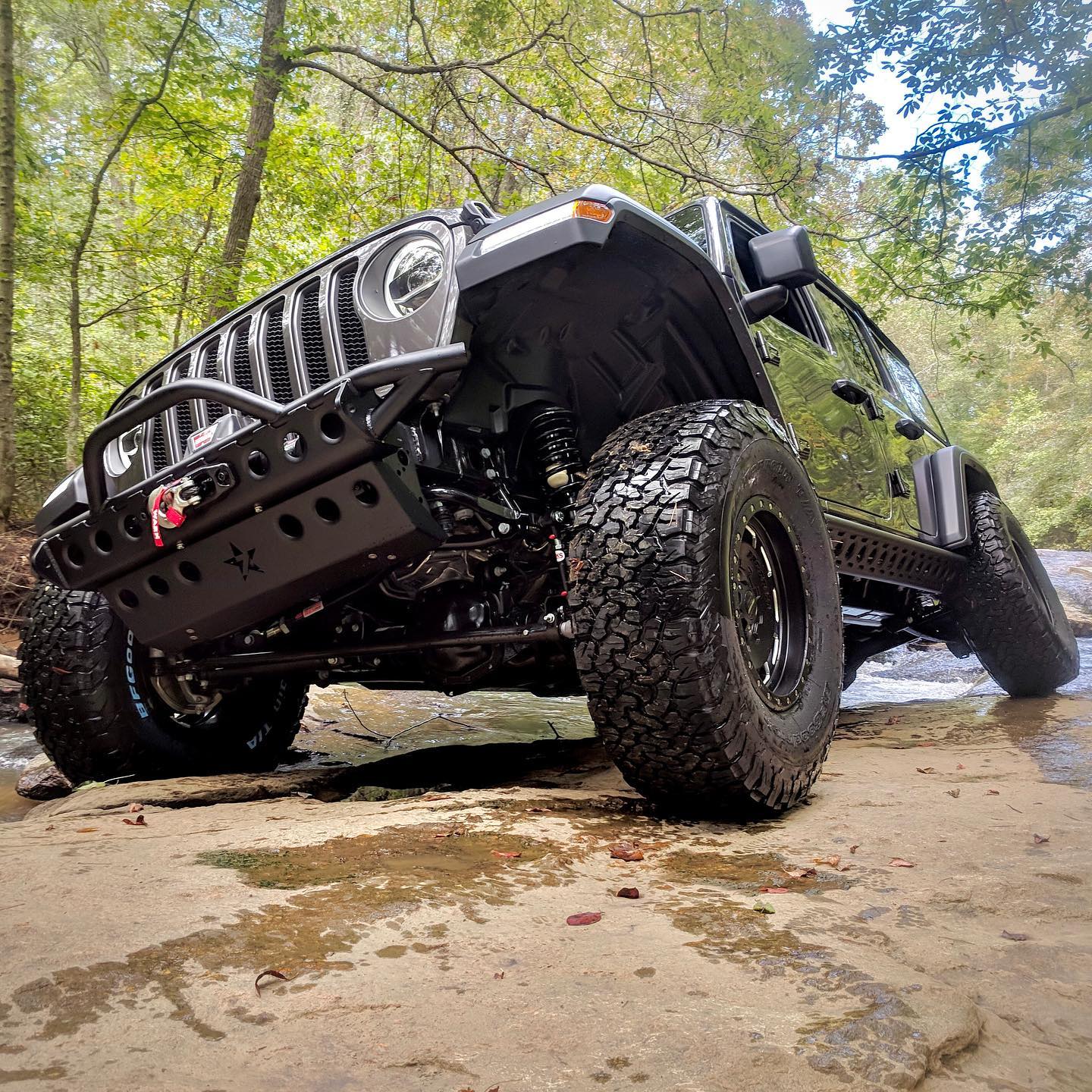 Jeep JL Bumpers – Barnes 4WD